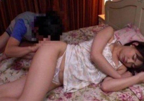 Con trai tuổi lớn nứng chim dữ dội vào đêm